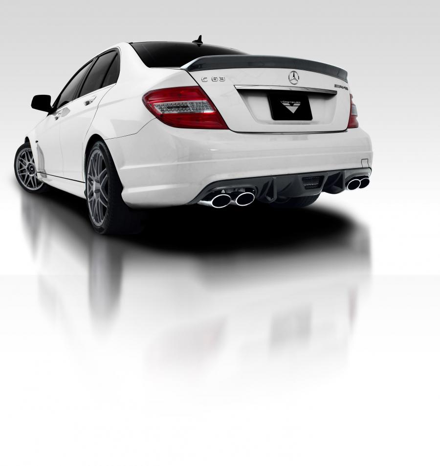  Mercedes-Benz C63 AMG by Vorsteiner 2010 года  (фото 8 из 27)